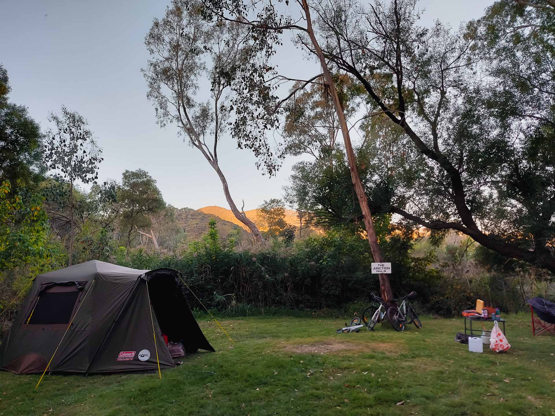 Mt Buffalo Caravan Park – Dog friendly camping at Porepunkah near Bright